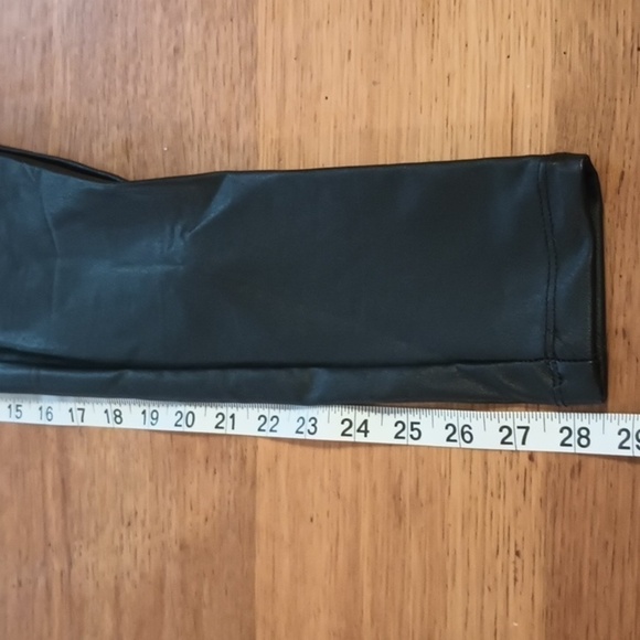 CUTE pair of faux leather pants.Size medium, from Zenana. Good used condition. - Picture 9 of 12